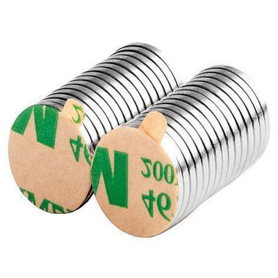 kwaliteit Neodymiumdiscmagneten NdFeB Permanent met 3M-lijm voor ambachtelijk kantoor- en industrieel gebruik fabriek