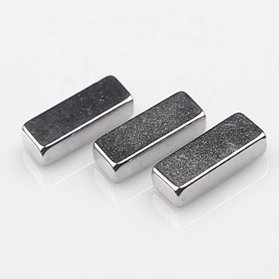 kopen Sterke de Barmagneten van N52 Alnico, de zilveren Permanente Magneten van Alnico online manufacture